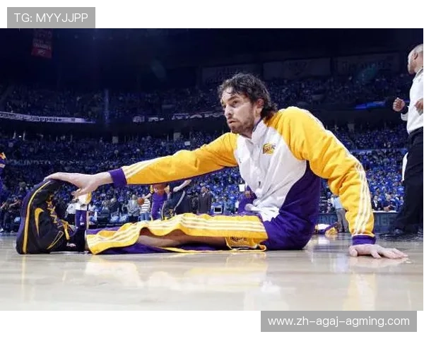 篮球运动员赛前热身与心理准备的科学方法及注意事项